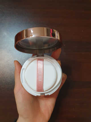 디어벨르 크림쿠션 DEAR BELLE CREAM COUSION — 4점을 준 리뷰어가 2020년 8월 올린 사용 사진