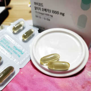 JW중외제약 마이코드 알티지 오메가3 1000 mg — 5점을 준 리뷰어가 2020년 8월 올린 사용 사진