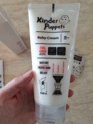 킨더퍼페츠 베이비크림 180ml — 5점을 준 리뷰어가 2020년 9월 올린 사용 사진