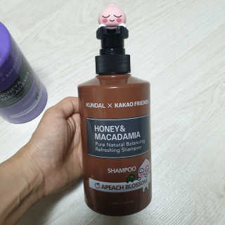 KUNDAL [쿤달 X 카카오프렌즈] 샴푸/트리트먼트 500ml 2구 세트 — 5점을 준 리뷰어가 2020년 11월 올린 사용 사진
