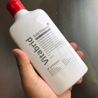 비타브리드 스칼프 샴푸 플러스 — 4.5점을 준 리뷰어가 2020년 5월 올린 사용 사진
