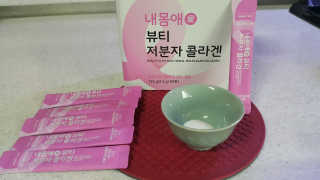 서울약사신협_내몸애뷰티저분자콜라겐_2.5g 50포 — 5점을 준 리뷰어가 2020년 5월 올린 사용 사진