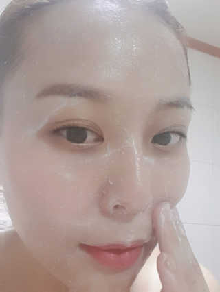 리더스코스메틱 리더스 카밍 클리어 밀크 필 클렌즈 밤 — 4점을 준 리뷰어가 2020년 6월 올린 사용 사진