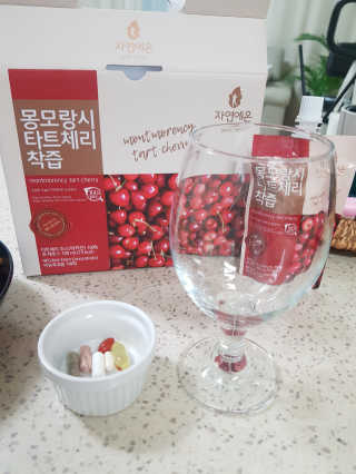 자연에온 몽모랑시 타트체리 착즙 100mL 10개입 2BOX — 5점을 준 리뷰어가 2020년 10월 올린 사용 사진