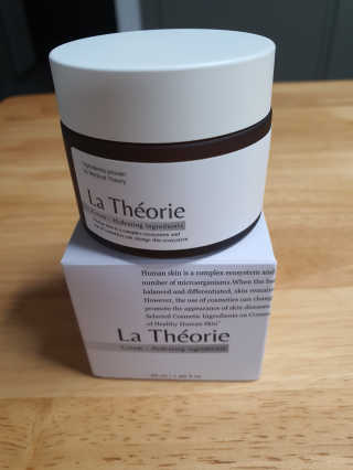 La Theorie Hydrating Ingredients | 하이드레이팅 인그레이디언츠 — 5점을 준 리뷰어가 2020년 5월 올린 사용 사진