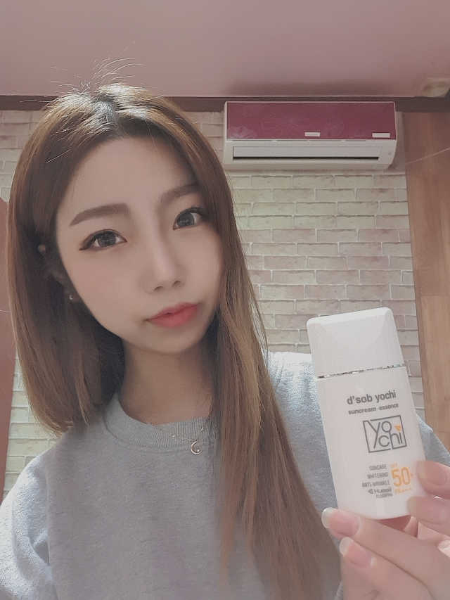 요치선크림 에센스 리뷰 사진