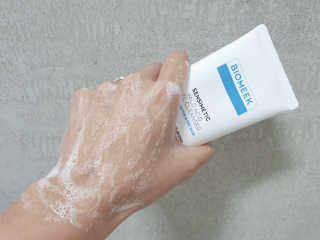 바이오믹 BIOMEEK SENSIMETIC MILD ACID CLEANSER — 5점을 준 리뷰어가 2020년 6월 올린 사용 사진
