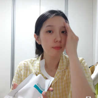 바이오믹 BIOMEEK SENSIMETIC SOOTHING MASK.S — 5점을 준 리뷰어가 2020년 6월 올린 사용 사진