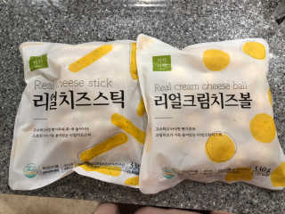 가치식탁 리얼치즈스틱, 리얼크림치즈볼 — 5점을 준 리뷰어가 2020년 6월 올린 사용 사진