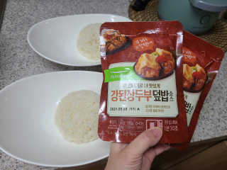 [풀무원] 큰건더기로 더 맛있게, 두부덮밥소스 3종 — 5점을 준 리뷰어가 2020년 12월 올린 사용 사진