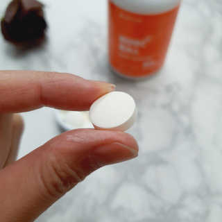 서울약사신협_비타민C플러스_1,200mg x 60정 — 5점을 준 리뷰어가 2020년 11월 올린 사용 사진