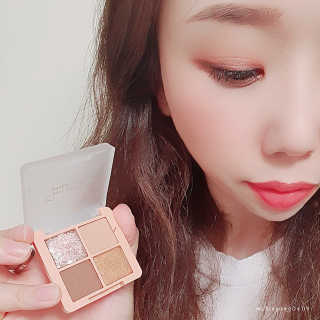 [블랙루즈] 크리스탈 하트 락 섀도우 4종 중 택1 — 5점을 준 리뷰어가 2020년 9월 올린 사용 사진