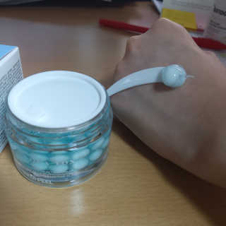 메디필 블루 아쿠아 톡스 크림 — 5점을 준 리뷰어가 2020년 8월 올린 사용 사진