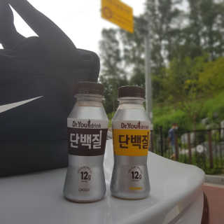 닥터유드링크 단백질 초코맛 and 바나나맛 — 5점을 준 리뷰어가 2020년 8월 올린 사용 사진