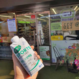 셀렉스스포츠 셀렉스 스포츠 드링크 초콜릿 _ 330ml x 12팩 — 5점을 준 리뷰어가 2020년 11월 올린 사용 사진