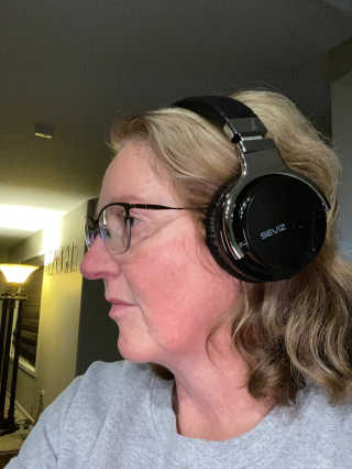 SEVIZ Bluetooth Headphones 10 3color — 5점을 준 리뷰어가 2020년 10월 올린 사용 사진
