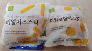 가치식탁 리얼치즈스틱, 리얼크림치즈볼 — 5점을 준 리뷰어가 2020년 8월 올린 사용 사진