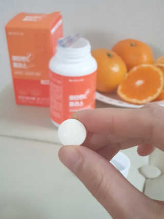 서울약사신협_비타민C플러스_1,200mg x 60정 — 5점을 준 리뷰어가 2020년 11월 올린 사용 사진