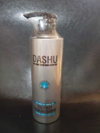 다슈코리아 다슈 데일리 두피 딥 클렌징 샴푸 500ml — 4.5점을 준 리뷰어가 2020년 10월 올린 사용 사진