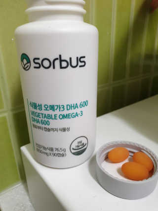 소버스 식물성 오메가3 DHA 600 — 4점을 준 리뷰어가 2020년 4월 올린 사용 사진