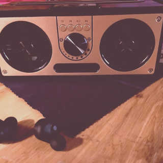 SEVIZ Retro 블루투스 스피커 4 종 — 5점을 준 리뷰어가 2020년 6월 올린 사용 사진
