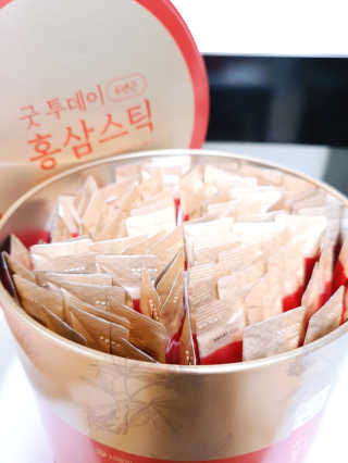 서울약사신협_굿투데이홍삼스틱_10ml x 100포 — 5점을 준 리뷰어가 2020년 7월 올린 사용 사진