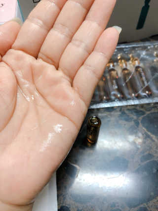 바베 BABE 바베 프로테오글리칸 F+F 앰플 솔루션 — 4.5점을 준 리뷰어가 2020년 6월 올린 사용 사진