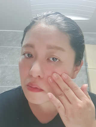 [설랩] 클렌징워터 세안수 500ml x 6팩 — 5점을 준 리뷰어가 2020년 7월 올린 사용 사진