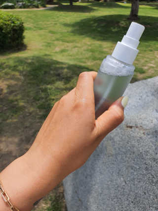 [루런트] 하이드레이팅 앰플 미스트 — 5점을 준 리뷰어가 2020년 5월 올린 사용 사진