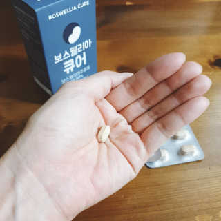 조은약초 보스웰리아 캡슐 큐어 보스웰릭산 30정 — 5점을 준 리뷰어가 2020년 6월 올린 사용 사진