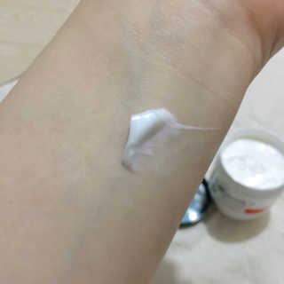 인그람스 캠퍼 크림 오리지널 300ml — 3.5점을 준 리뷰어가 2020년 4월 올린 사용 사진
