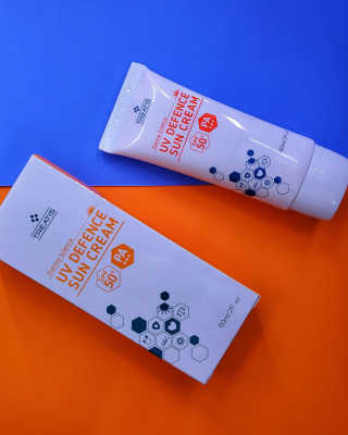 트리티스 US [TREATIS] UV Defence Sun Cream PA+++ / SPF50+ — 5점을 준 리뷰어가 2020년 11월 올린 사용 사진