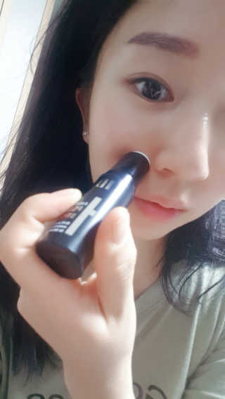 아이디플라코스메틱 페이스핏 플러스 스틱 — 5점을 준 리뷰어가 2020년 7월 올린 사용 사진