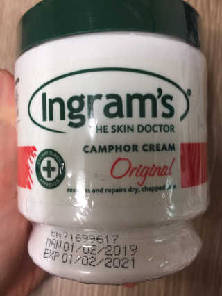 인그람스 캠퍼 크림 오리지널 300ml — 4.5점을 준 리뷰어가 2020년 4월 올린 사용 사진