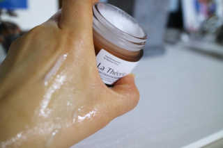 La Theorie Hydrating Ingredients | 하이드레이팅 인그레이디언츠 — 5점을 준 리뷰어가 2020년 5월 올린 사용 사진