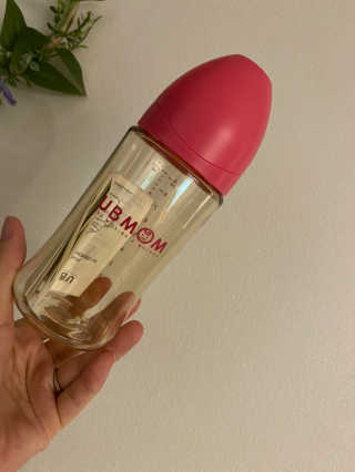 유비맘 PPSU 젖병 노꼭지_260ml_컬러 랜덤 발송 — 5점을 준 리뷰어가 2020년 8월 올린 사용 사진