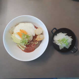 [해주냉면] 신천맛집 매운 비빔냉면 2인분 + 무절임 — 3점을 준 리뷰어가 2020년 5월 올린 사용 사진