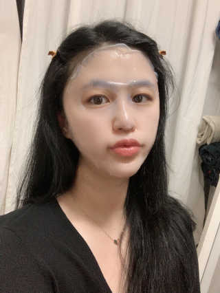 이너풀 하이 모이스처라이징 바이오셀룰로오스 마스크 — 5점을 준 리뷰어가 2020년 8월 올린 사용 사진