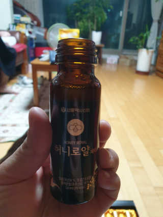 서울약사신협 약사신협_허니로얄제리_50mlx18병 — 5점을 준 리뷰어가 2020년 9월 올린 사용 사진