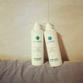 일리세이 허니 샴푸 500ml + 허니 바디워시 500ml 세트 — 5점을 준 리뷰어가 2020년 4월 올린 사용 사진