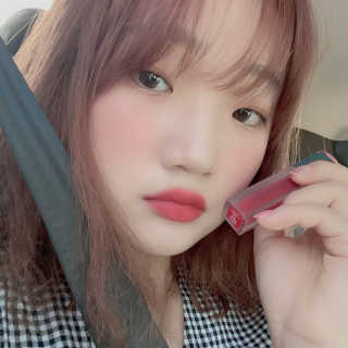 [블랙루즈] 에어 핏 벨벳 틴트 시즌6 5종 중 택1+랜덤1 — 3.5점을 준 리뷰어가 2020년 6월 올린 사용 사진