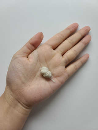 IO 아이오 오늘도 넌 눈부셔 - 데일리 스크럽 클렌징폼 — 5점을 준 리뷰어가 2020년 10월 올린 사용 사진