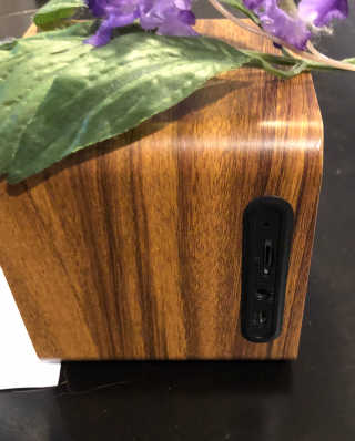 SEVIZ MINI10W 레트로 블루투스 스피커 — 5점을 준 리뷰어가 2020년 8월 올린 사용 사진