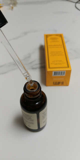 [스킨큐어] 산다화 비타민C 화이트닝 에센스 30ml — 4점을 준 리뷰어가 2020년 4월 올린 사용 사진