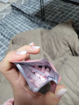 입 냄새 완화에 도움을 주는 에티켓 캔디 복숭아맛 앳캔디 — 5점을 준 리뷰어가 2020년 12월 올린 사용 사진