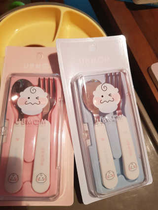 유비맘 스푼포크 케이스 세트 1+1 _컬러랜덤 발송 — 5점을 준 리뷰어가 2020년 9월 올린 사용 사진