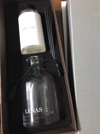 레나스 프리미엄 아로마 디퓨저 200ml  [1SET] — 5점을 준 리뷰어가 2020년 10월 올린 사용 사진