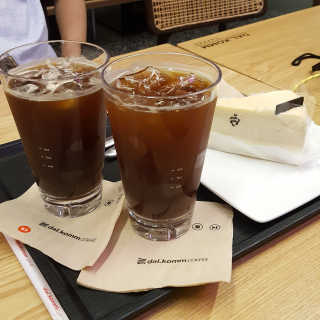 달콤커피 국기원사거리점 [달콤커피국기원사거리점]달콤리뉴얼원두디저트세트 — 5점을 준 리뷰어가 2020년 7월 올린 사용 사진