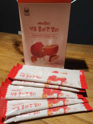 365더건강 에버뷰티 석류콜라겐 젤리 — 5점을 준 리뷰어가 2020년 6월 올린 사용 사진