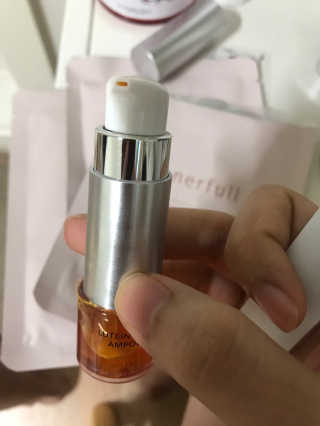 메디페르 [ 1+1 ] 루테인앰플세트 1개 + 루테인크림 50ml 1개 — 4.5점을 준 리뷰어가 2020년 10월 올린 사용 사진